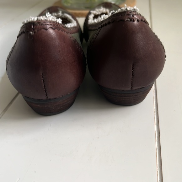 Seychelles Green Canvas trim Light Brown Brogue Detail, 7 US - Picture 2 of 5